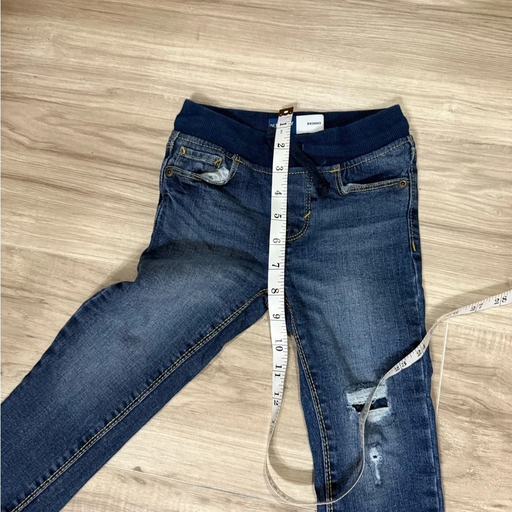Old Navy boys' jeans, size 3T, navy blue, ripped at one knee